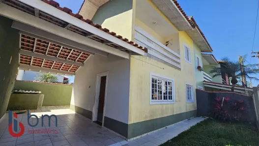 Casa com 2 Quartos para alugar, 110m² no Centro, Bertioga