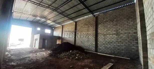 Galpão / Depósito / Armazém para alugar, 200m² no Ideal, Londrina