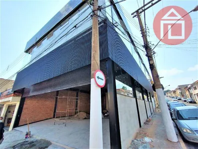 Prédio Inteiro para alugar, 250m² no Aparecida, Bragança Paulista