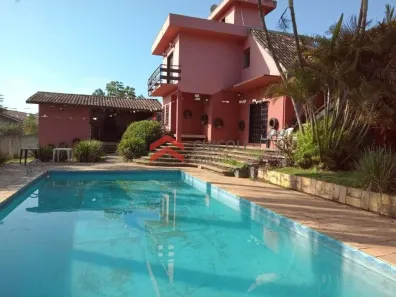 Fazenda / Sítio / Chácara com 3 Quartos para alugar, 700m² no Água Espraiada (Caucaia do Alto), Cotia