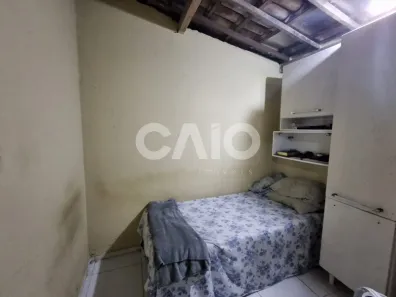 Casa com 2 Quartos à venda, 220m² no Candelária, Natal