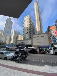 Loja / Salão / Ponto Comercial para venda ou aluguel, 555m² no Centro, Balneário Camboriú