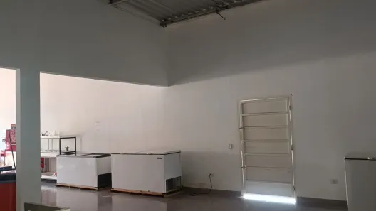 Loja / Salão / Ponto Comercial à venda, 1m² no , Paranã