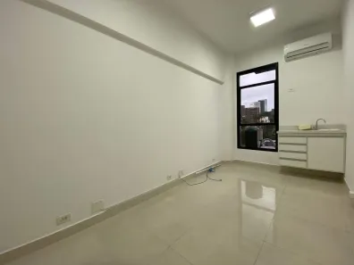 Conjunto Comercial / Sala para alugar, 62m² no Vila Mathias, Santos
