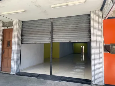Loja / Salão / Ponto Comercial à venda, 100m² no Campos Elíseos, Resende