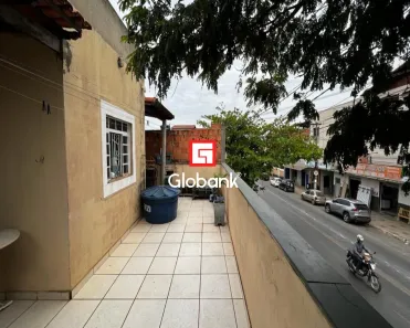 Loja / Salão / Ponto Comercial com 3 Quartos à venda, 180m² no Major Prates, Montes Claros
