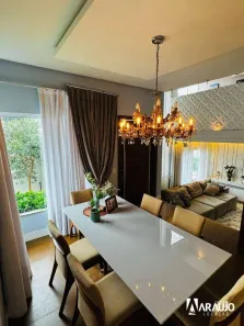 Casa com 3 Quartos para alugar, 220m² no Centro, Navegantes