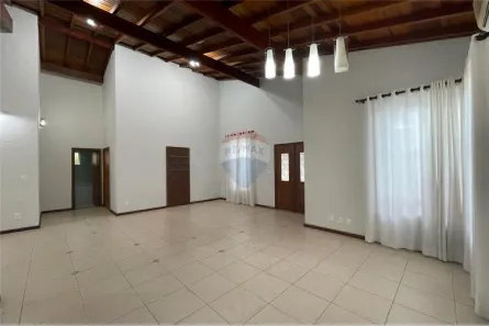 Casa de Condomínio com 3 Quartos para alugar, 156m² no Vilagge Capricio, Louveira