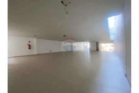 Prédio Inteiro para alugar, 1600m² no Matriz, Mauá