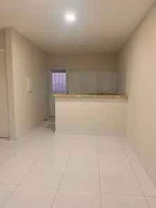 Casa de Condomínio com 2 Quartos para alugar, 55m² no Nova Esperança, Feira de Santana