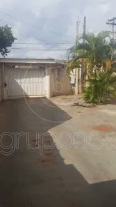Sobrado com 3 Quartos à venda, 180m² no Jardim Maria Luiza, Araraquara