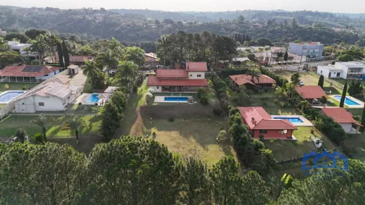 Fazenda / Sítio / Chácara com 4 Quartos à venda, 2700m² no , Mairinque