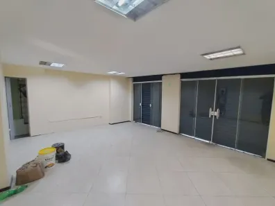 Loja / Salão / Ponto Comercial para alugar, 50m² no Centro, Nilópolis