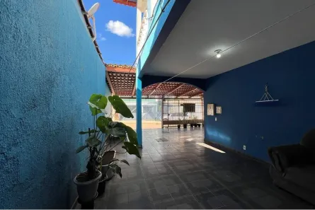 Sobrado com 6 Quartos à venda, 183m² no Núcleo Bandeirante, Brasília