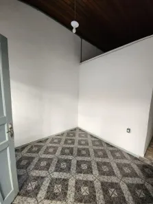 Casa de Vila com 2 Quartos para alugar, 35m² no São Domingos, Niterói