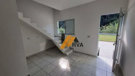Sobrado com 2 Quartos para alugar, 56m² no Jardim Luciana, Franco da Rocha