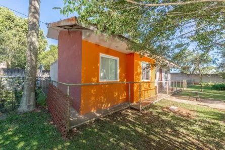 Fazenda / Sítio / Chácara com 3 Quartos à venda, 300m² no Eucaliptos, Fazenda Rio Grande