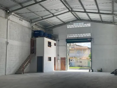 Galpão / Depósito / Armazém para alugar, 300m² no Fluminense, São Pedro da Aldeia