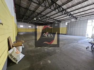 Galpão / Depósito / Armazém para alugar, 750m² no Jardim Maringá, Mauá