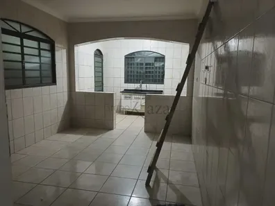 Sobrado com 3 Quartos à venda, 165m² no Jardim Paraíso, Jacareí