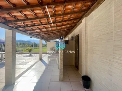 Fazenda / Sítio / Chácara com 8 Quartos à venda, 400m² no Maraporã, Cachoeiras de Macacu