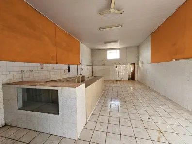 Loja / Salão / Ponto Comercial para alugar, 80m² no Barra Funda, Apucarana
