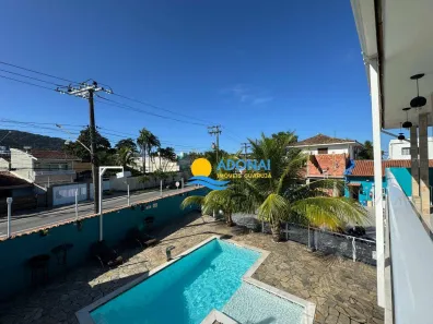 Hotel / Motel / Pousada com 10 Quartos à venda, 500m² no Jardim Virgínia, Guarujá