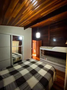 Casa de Condomínio com 4 Quartos para alugar, 200m² no , Bananeiras