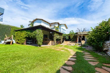 Casa de Condomínio com 5 Quartos à venda, 300m² no Setor de Mansões do Lago Norte, Brasília
