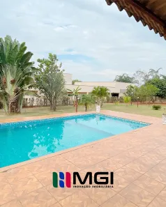 Casa de Condomínio com 3 Quartos à venda, 2483m² no , Hidrolândia