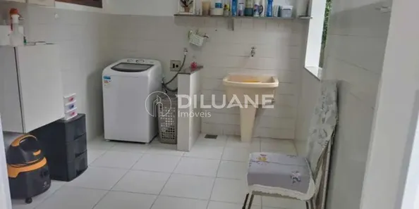 Apartamento com 5 Quartos para venda ou aluguel, 400m² no Itaipu, Niterói