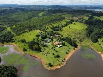 Fazenda / Sítio / Chácara com 4 Quartos à venda, 500m² no Sebandilha, Mairinque