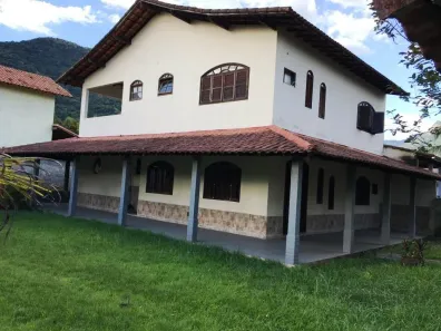 Casa de Condomínio com 6 Quartos à venda, 370m² no Várzea Alegre, Guapimirim