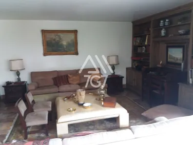 Sobrado com 6 Quartos para venda ou aluguel, 750m² no Jardim Guedala, São Paulo
