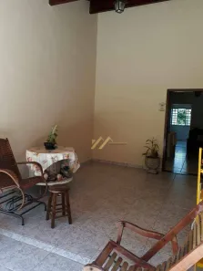 Fazenda / Sítio / Chácara com 3 Quartos à venda, 330m² no , Louveira
