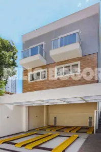 Casa de Condomínio com 2 Quartos à venda, 73m² no Ingá, Niterói
