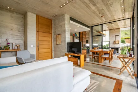 Casa de Condomínio com 3 Quartos à venda, 182m² no Parque do Imbui, Teresópolis
