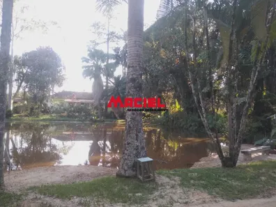 Fazenda / Sítio / Chácara com 2 Quartos à venda, 150m² no Chácara Marambaia, Caçapava