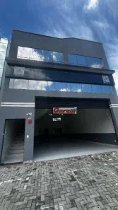 Prédio Inteiro à venda, 250m² no Arujamérica, Arujá