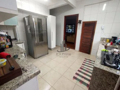 Fazenda / Sítio / Chácara com 4 Quartos à venda, 500m² no Varjão, Piraí