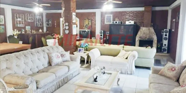 Fazenda / Sítio / Chácara com 3 Quartos à venda, 3500m² no Parque Agrinco, Guararema