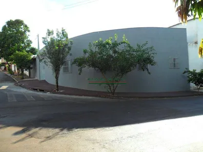 Loja / Salão / Ponto Comercial para venda ou aluguel, 160m² no Jardim Santana, Cravinhos