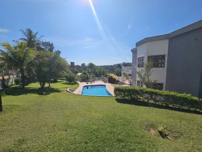 Fazenda / Sítio / Chácara com 3 Quartos à venda, 2000m² no , Mairinque