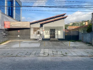 Galpão / Depósito / Armazém para alugar, 400m² no Várzea, Teresópolis