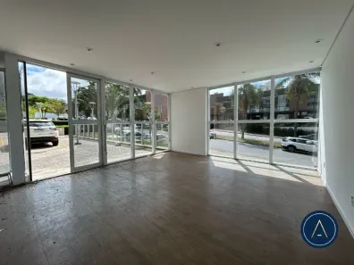 Loja / Salão / Ponto Comercial para venda ou aluguel, 361m² no Tamboré, Santana de Parnaíba