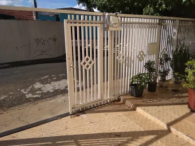 Casa com 3 Quartos para alugar, 110m² no Vila Santa Tereza, Presidente Prudente
