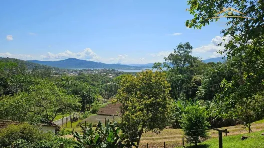 Fazenda / Sítio / Chácara com 3 Quartos à venda, 100m² no , Antonina