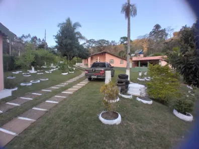 Fazenda / Sítio / Chácara com 3 Quartos à venda, 4000m² no Área Rural de Viçosa, Viçosa