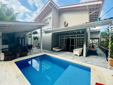 Casa com 5 Quartos para alugar, 215m² no Riviera, Bertioga