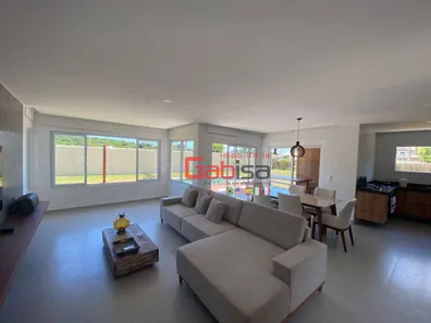 Casa de Condomínio com 4 Quartos à venda, 170m² no Village de Búzios, Armação dos Búzios